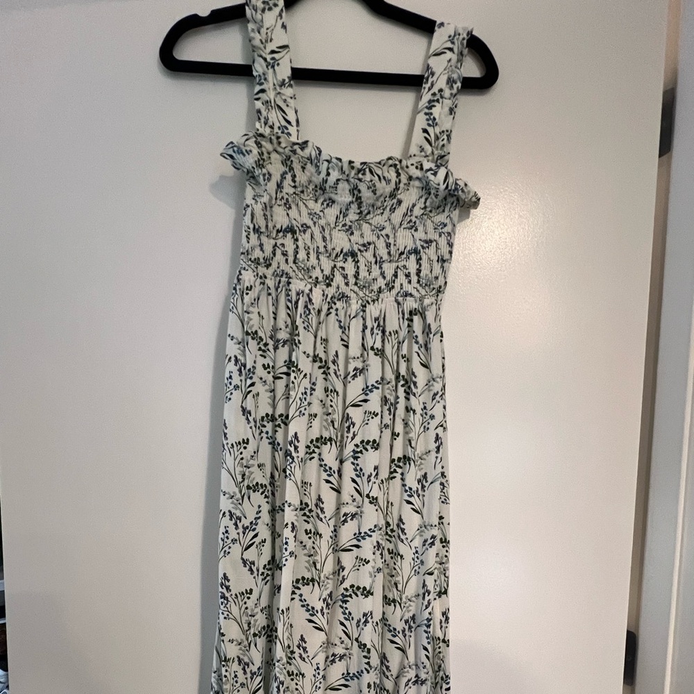 Zara White and Blue Floral Midi/Maxi Dress